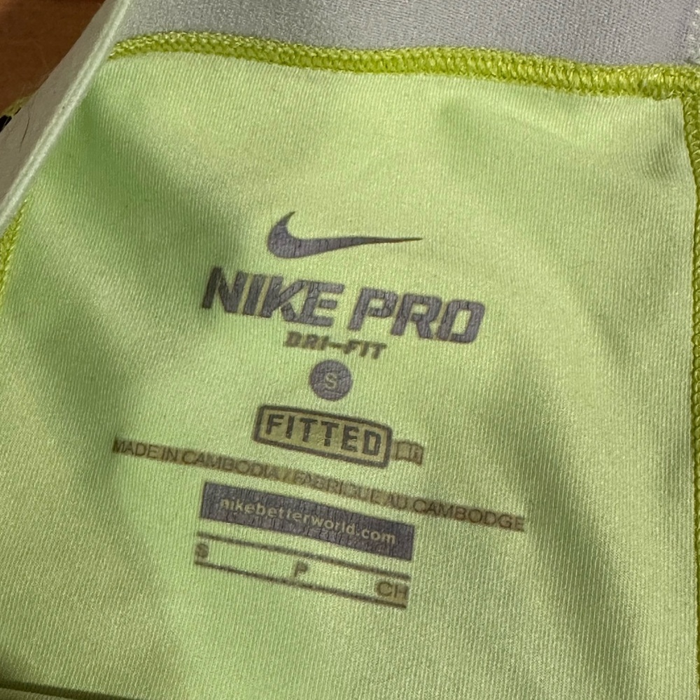 Nike Pro Shorts - Picture 4 of 5